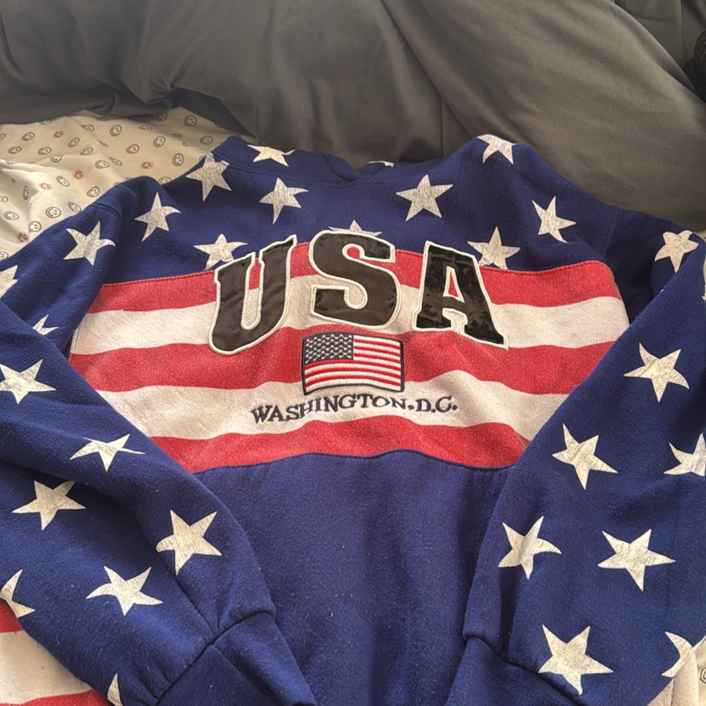 DC Women's USA Stars & Stripes Pullover Sweatshirt - Navy, Red, White